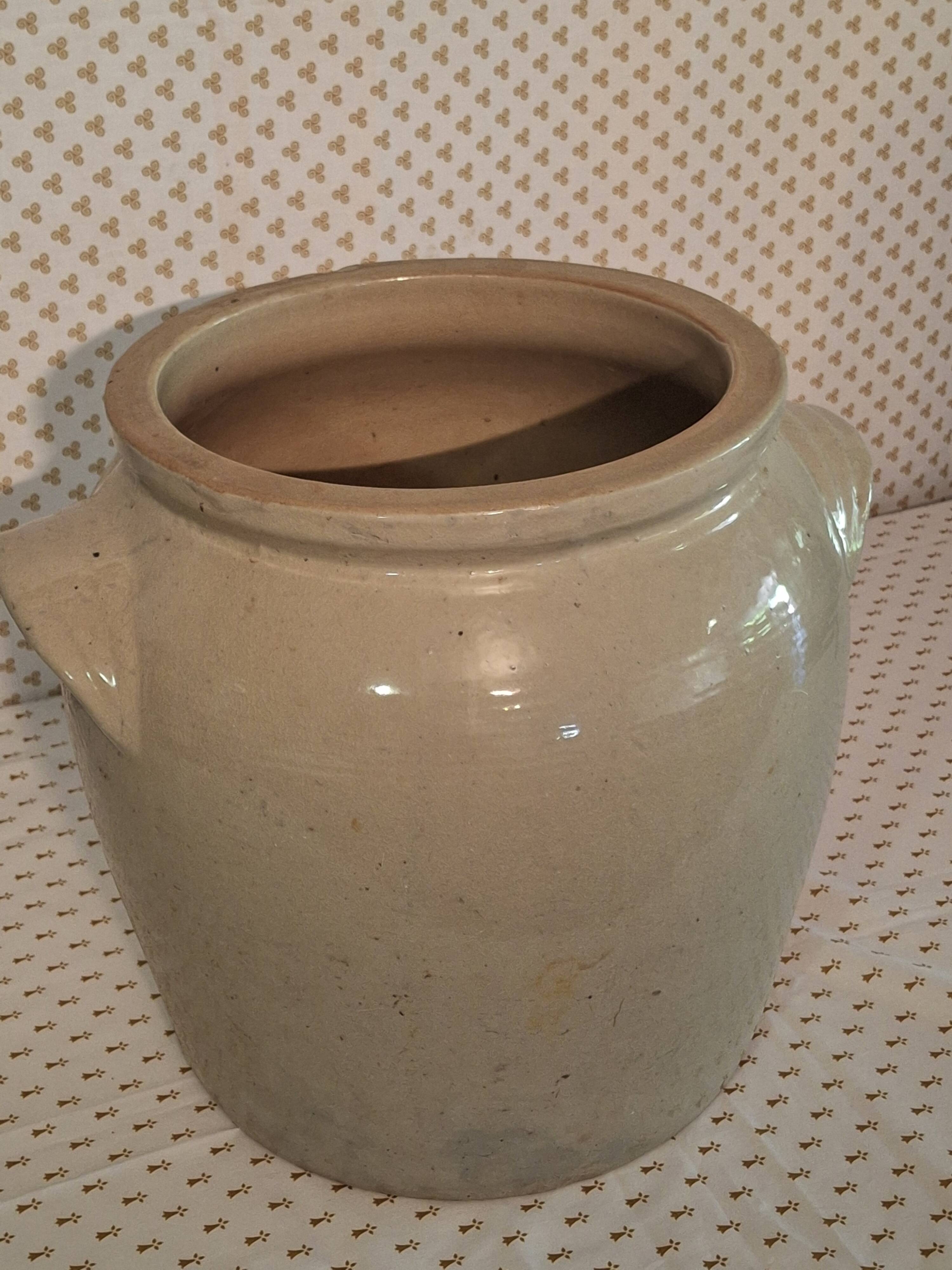 CLAY JAR