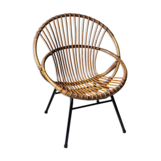 Vintage ratin shell chair