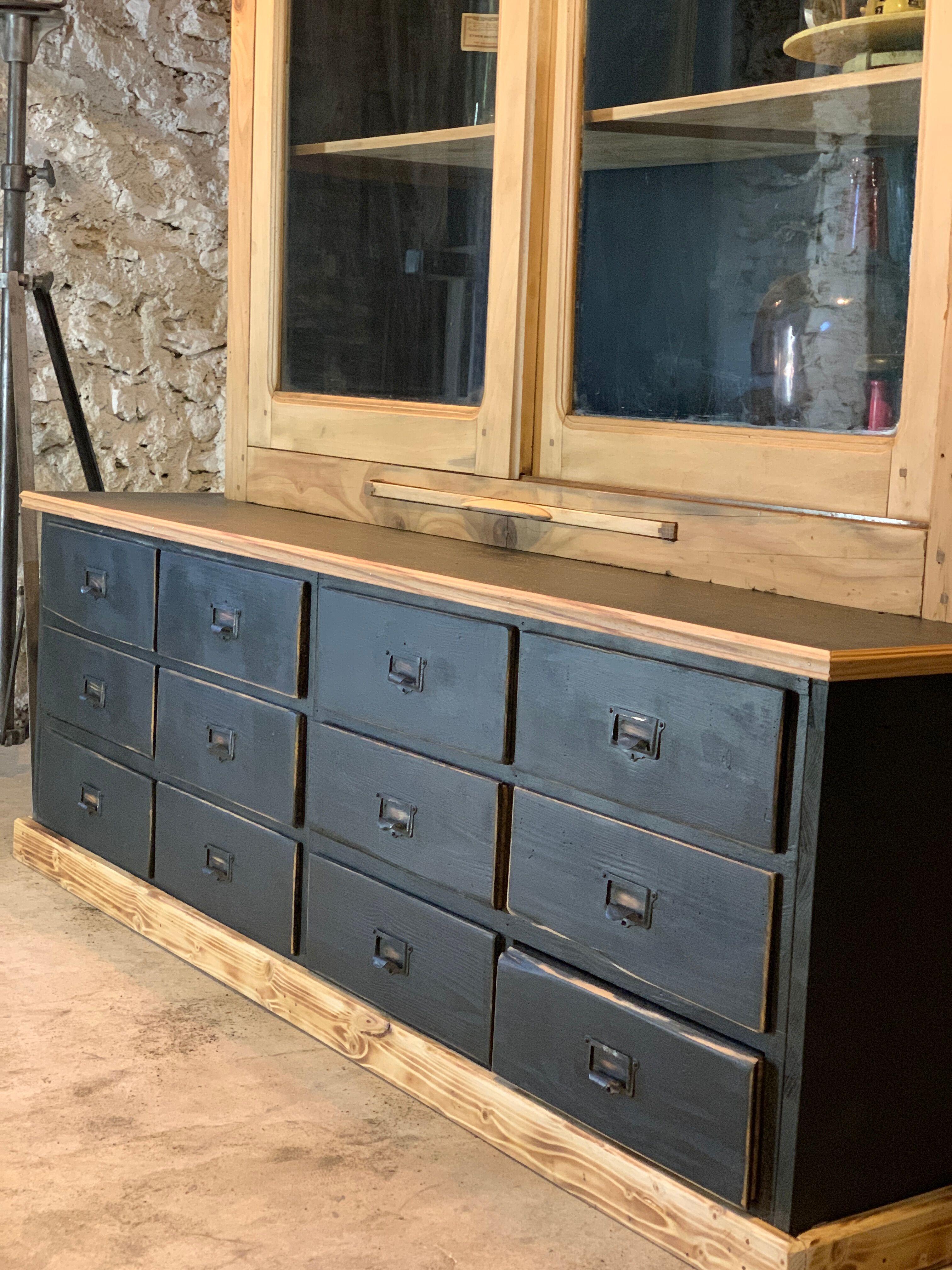 Showcase 2 chapel body