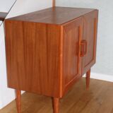 Teak sideboard with 2 doors