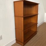 Shelf / display case
