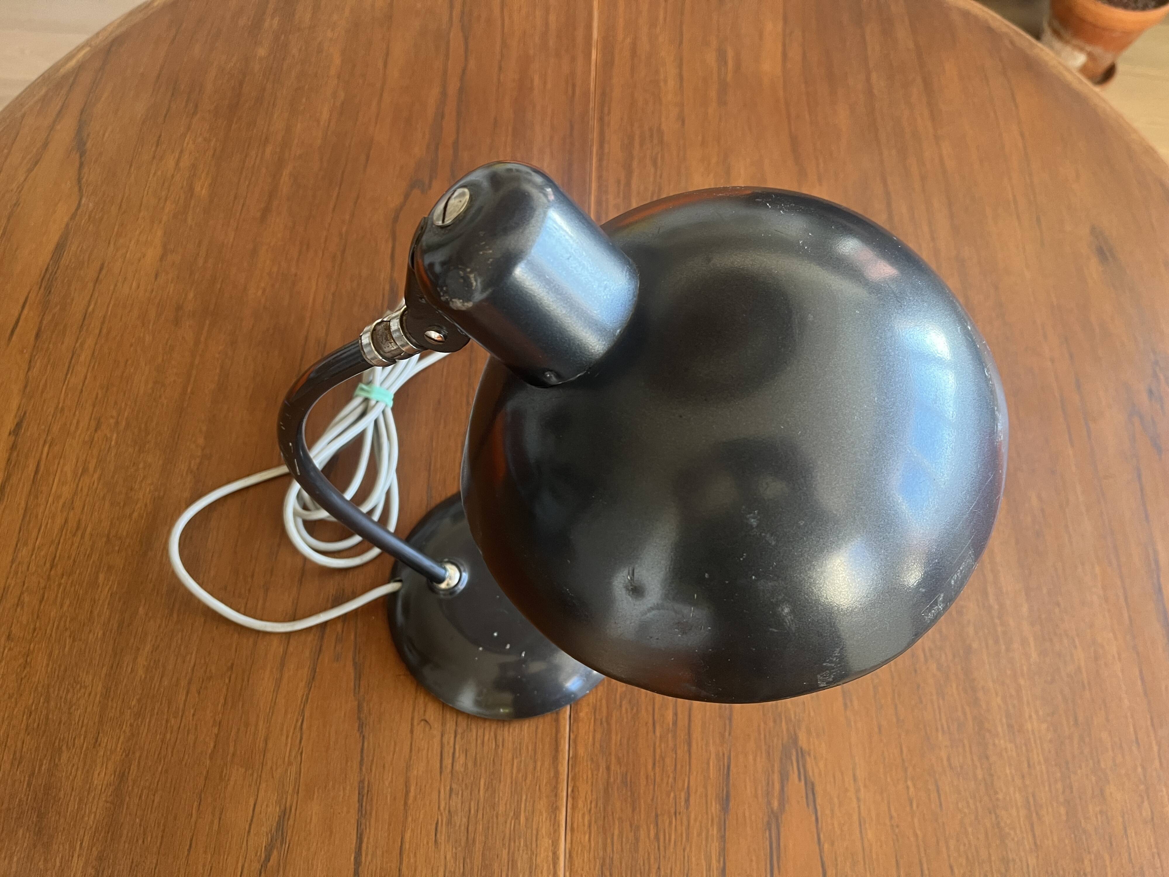 Articulated metal lamp from the 60s-70s.