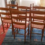 Ensemble table avec chaises style "shaker" bois massif, Roche Bobois
