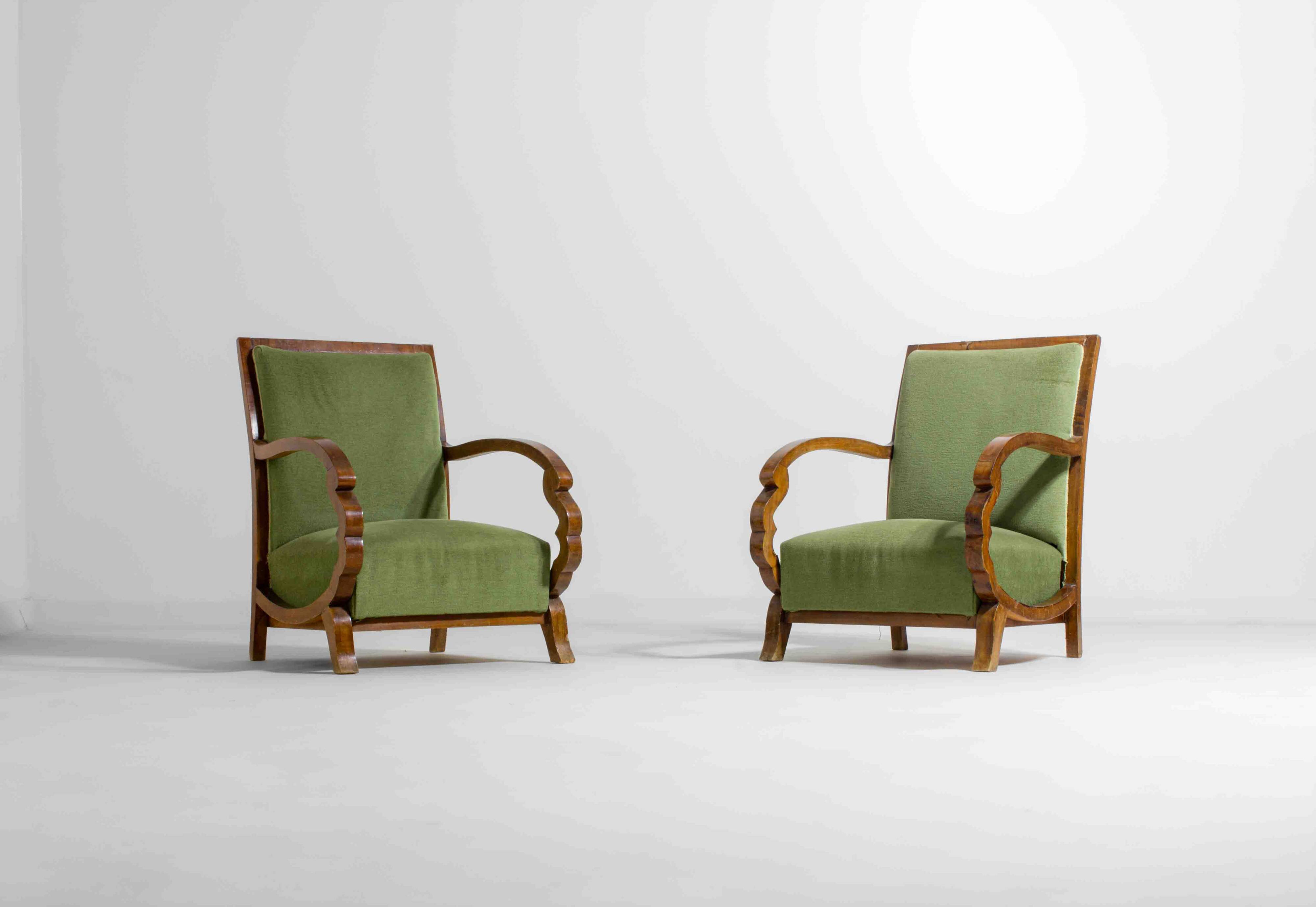 Curved art deco lounge chairs, Italy 1930s