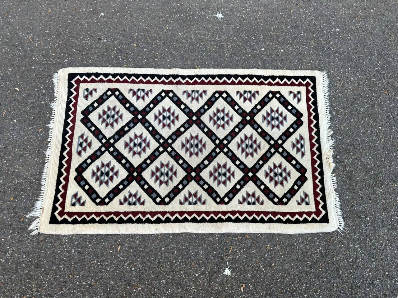 Pair of hand-knotted Berber Persian rugs in wool 81x131 cm