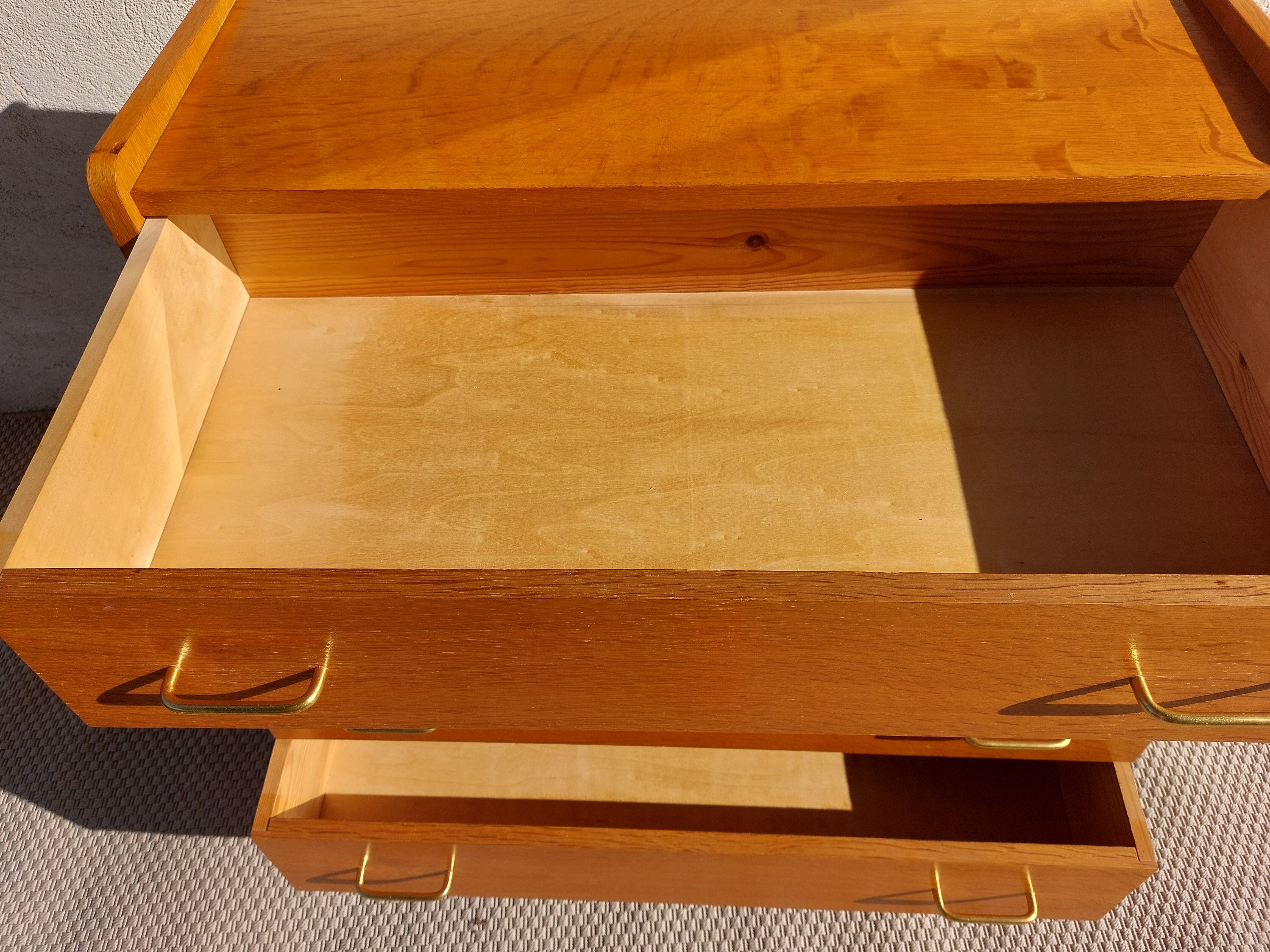 vintage commode with tapered legs