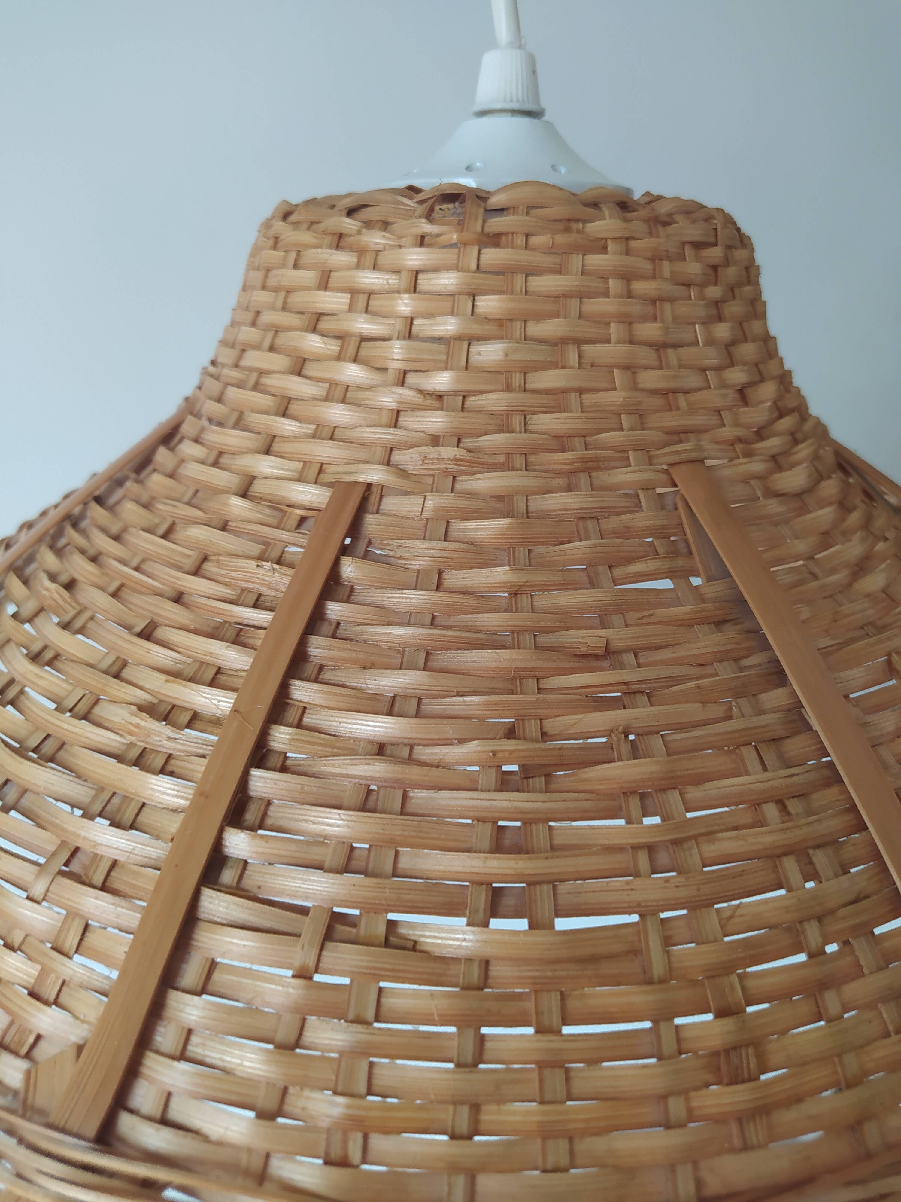 Vintage rattan hanging lamp