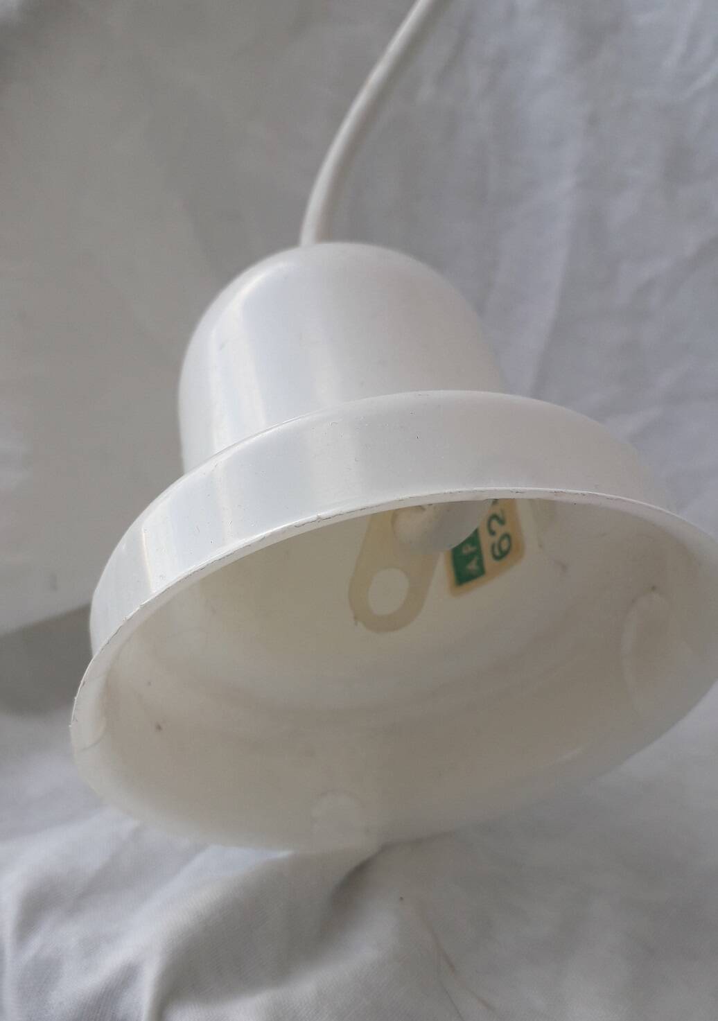 Suspension en opaline blanche