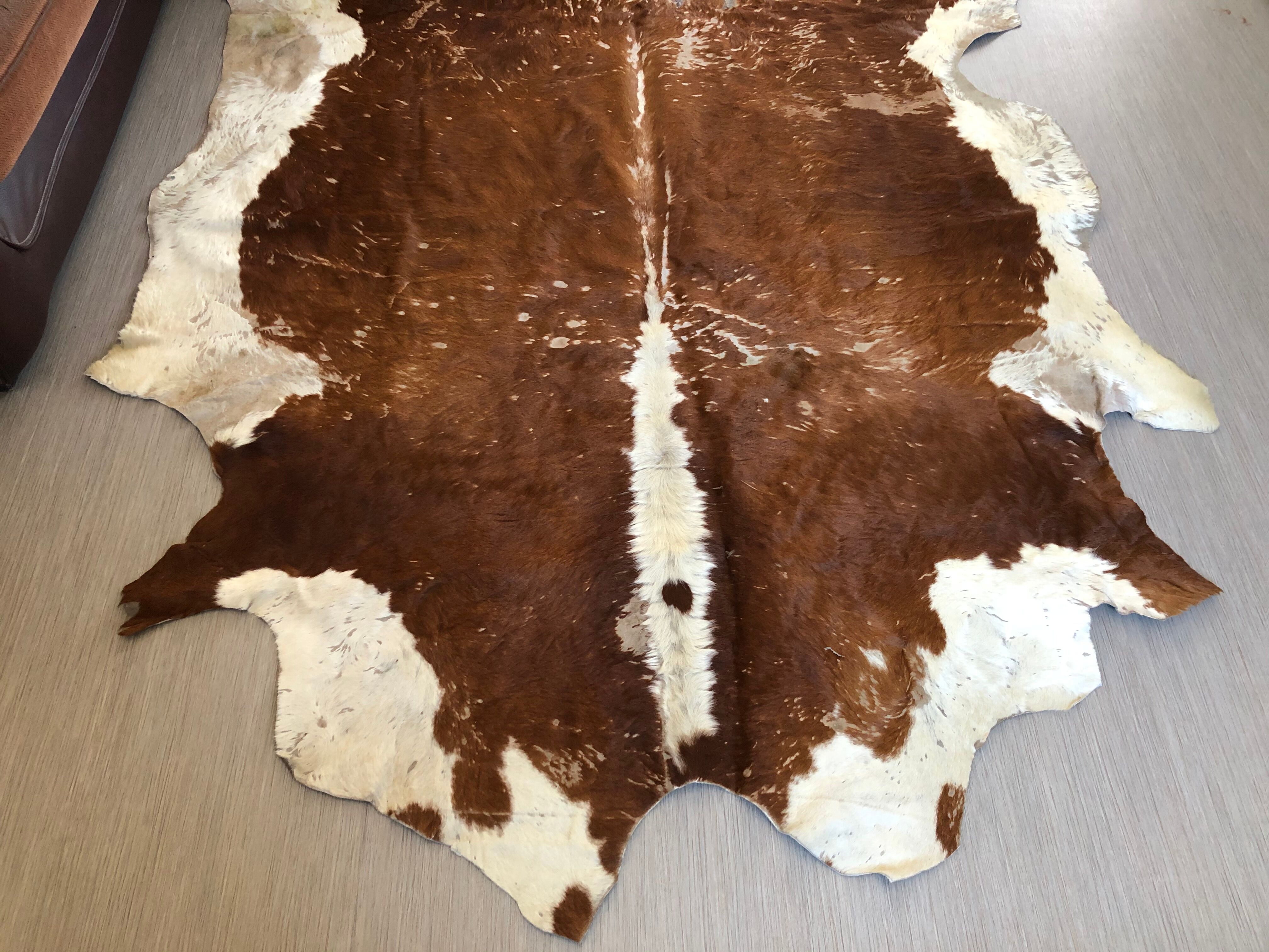 Cow skin mat 210 x 175 cm