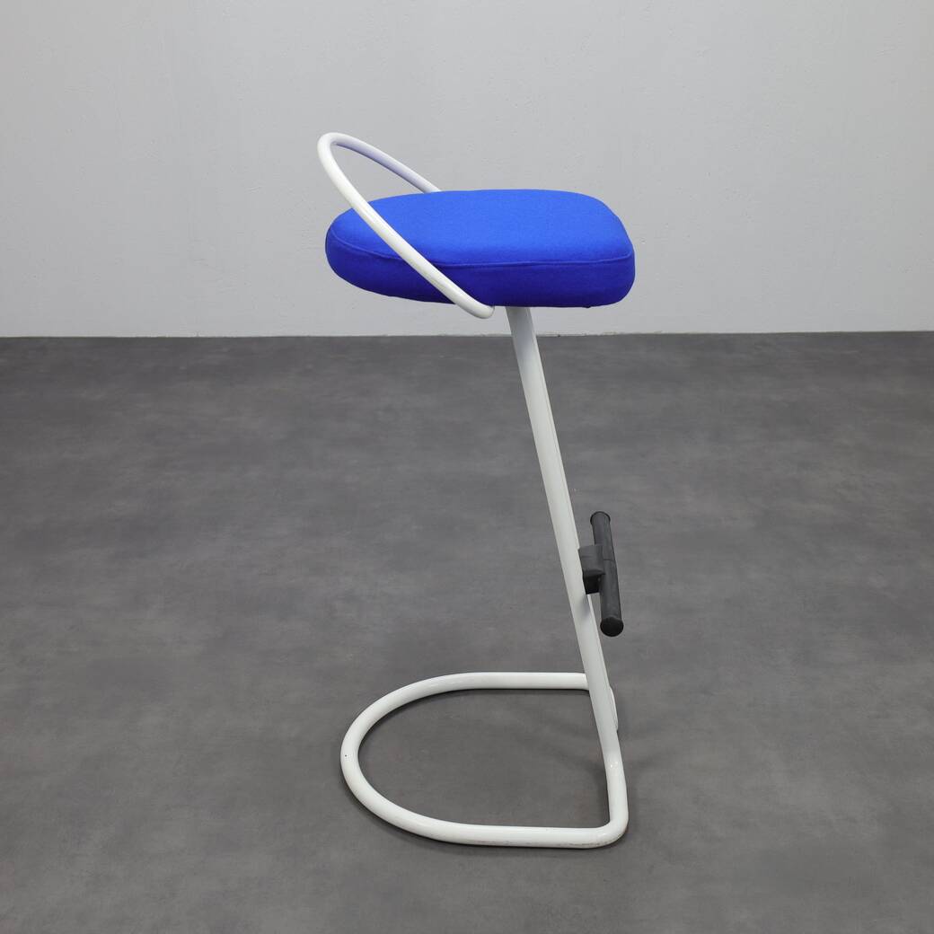 Ensemble de 3 tabourets de bar postmodernes, années 1980