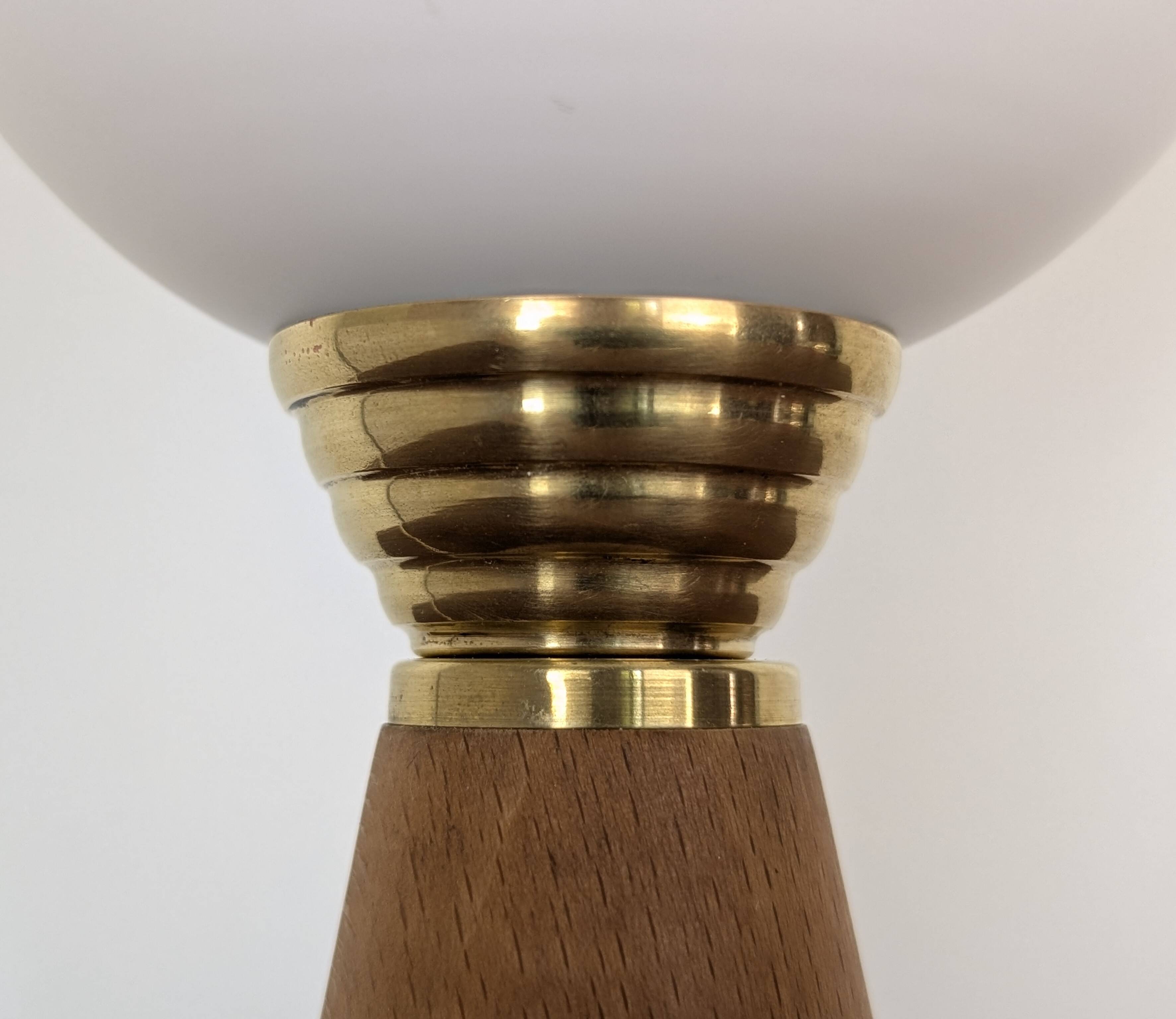 Lampe bois et opaline