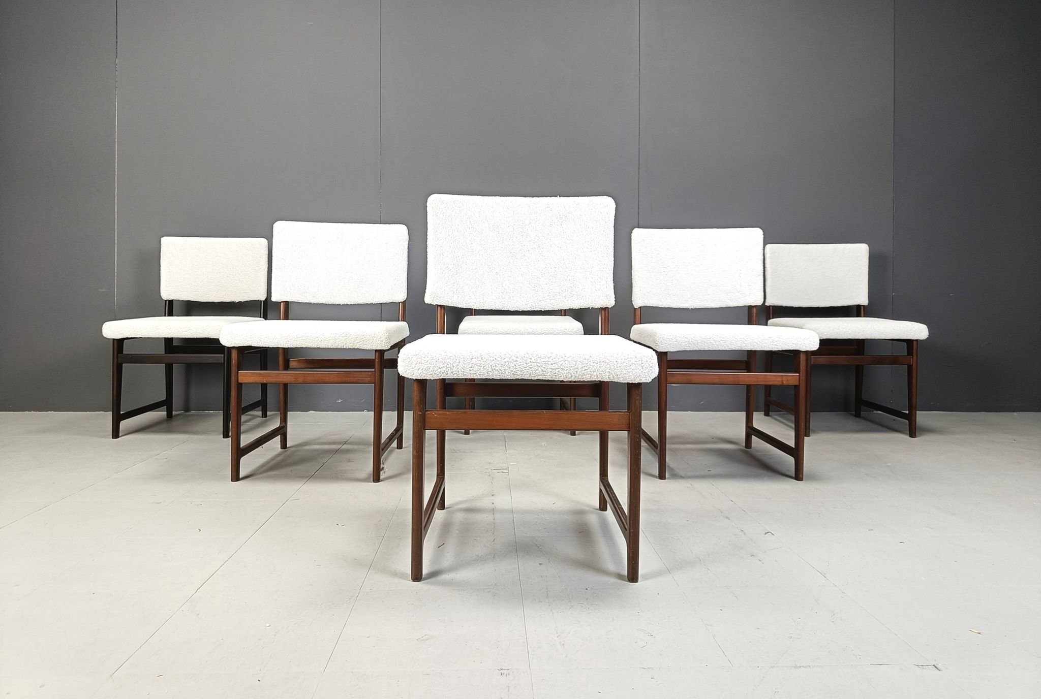 Chaises de salle à manger scandinaves en teck des années 1960.