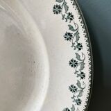 Old round plate in earthenware Moulin des Loups and Hamage, Georgette model
