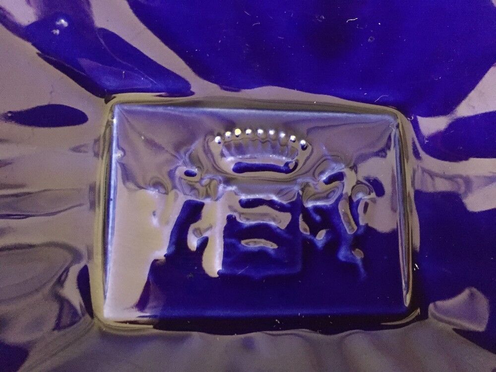 FRIENDLY ASHTRAY PICKS UP MONEY OR EMPTY POCKET COGNAC GASTON DE LAGRANGE BLUE AND DORE