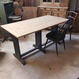 Bistro table