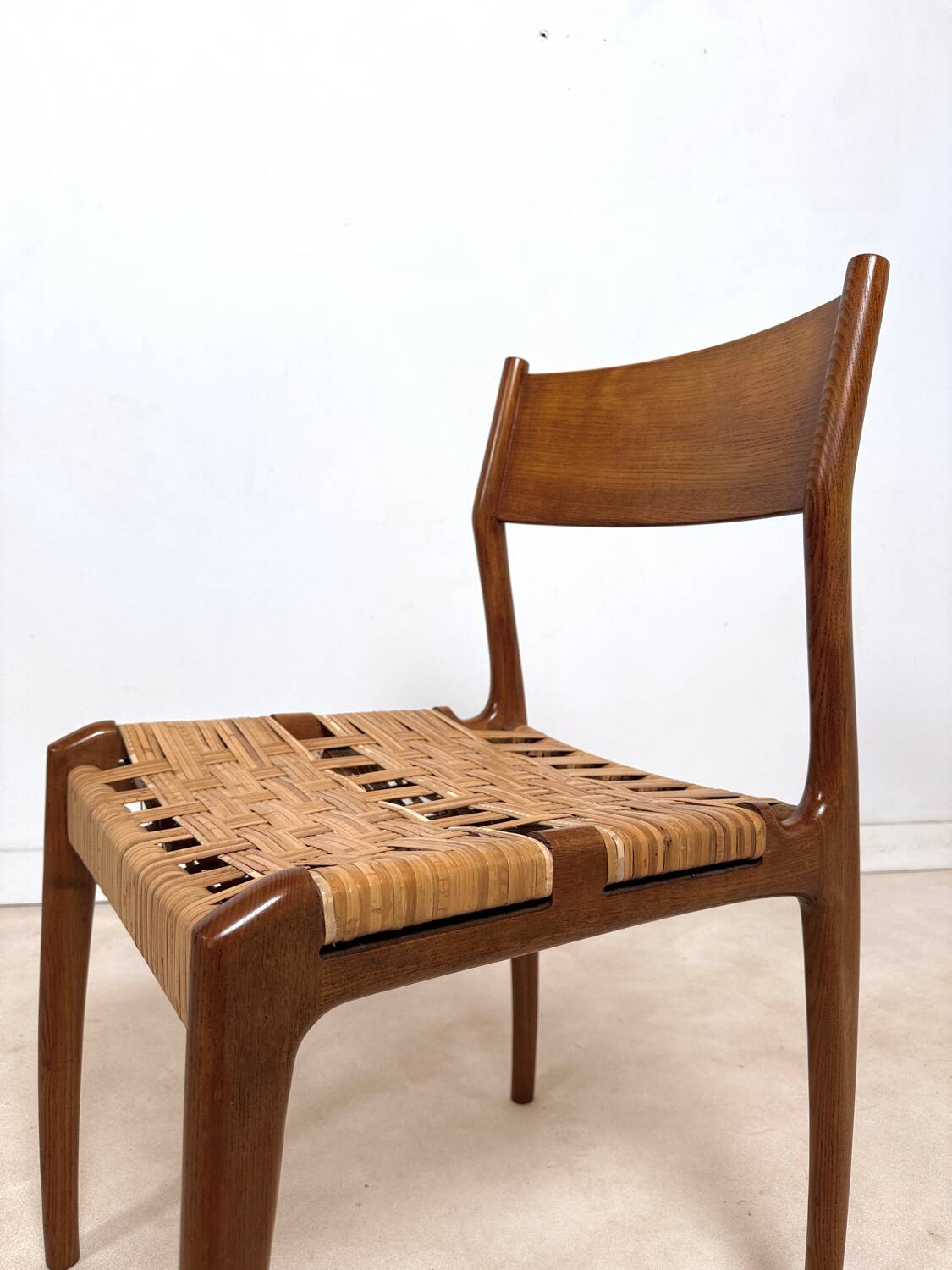 Set of 6 Gessef chairs model "Havana"