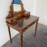 Polished 1930s walnut dressing table