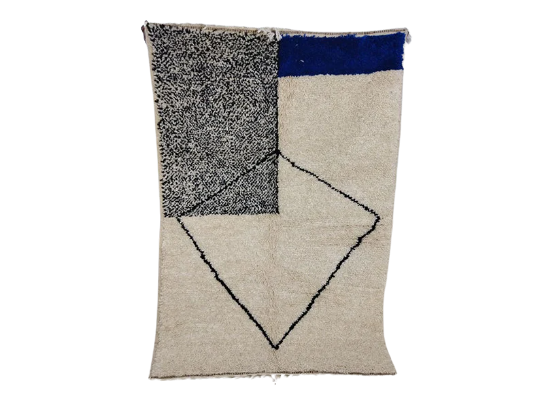 Handmade moroccan berber carpet 174 x 109 cm