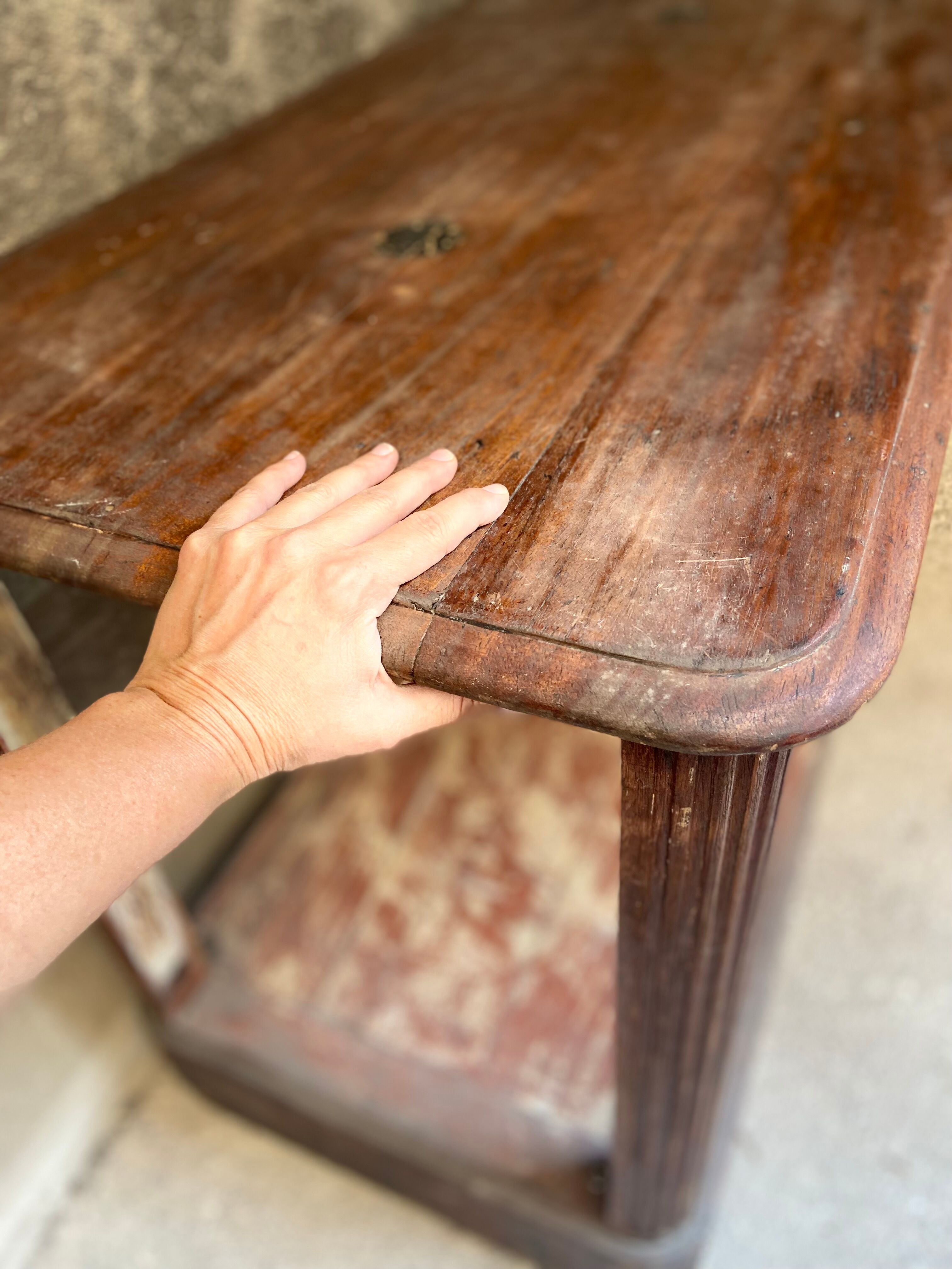 Natural oak countertop
