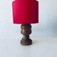 Lampe en bois sculpté