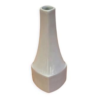 Vase soliflore en porcelaine Pillivuyt