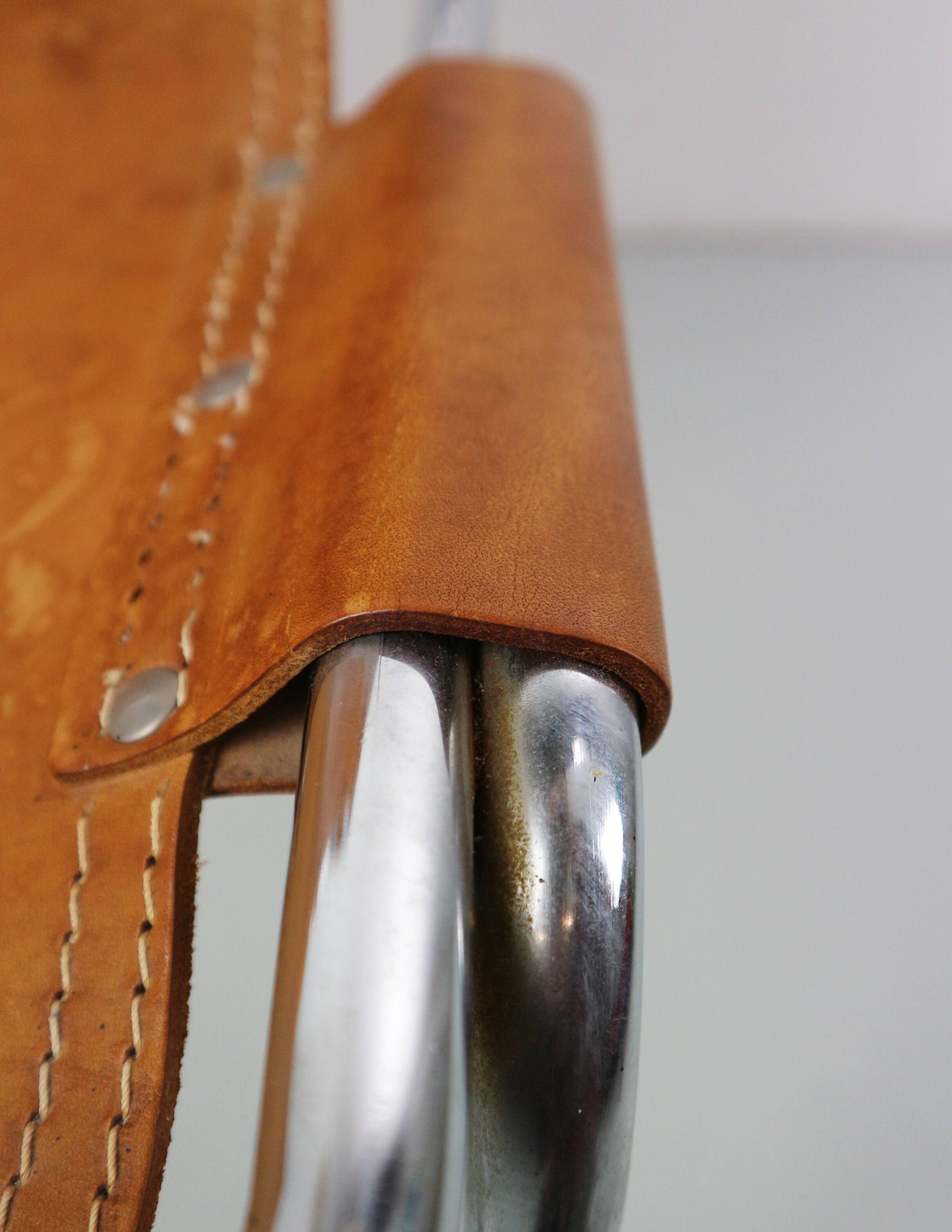 Dalvera  "Les Arc" Set of 2 Original Leather side chairs, 1960