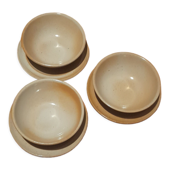 Trio of small bowls and saucers sandstone of the Marais, 1970