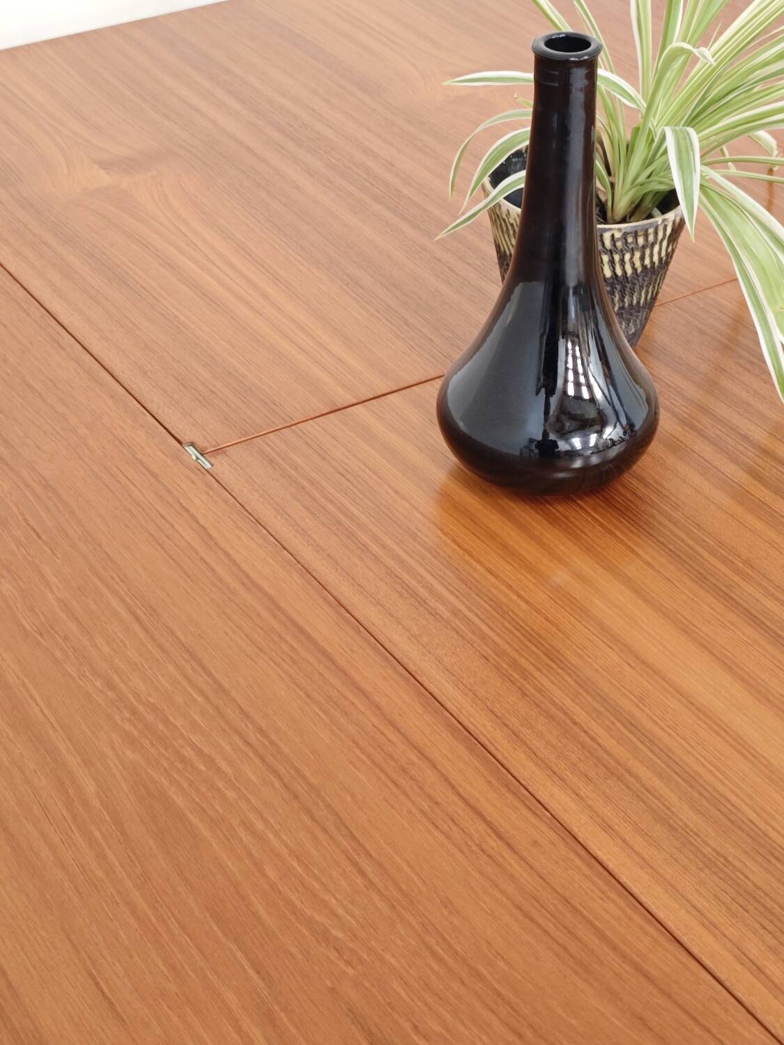 Round extending table, light oak, East Germany, 1960s