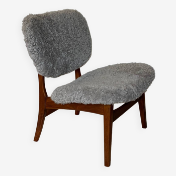 Fauteuil lounge danois du milieu du siècle en peau de mouton années 50