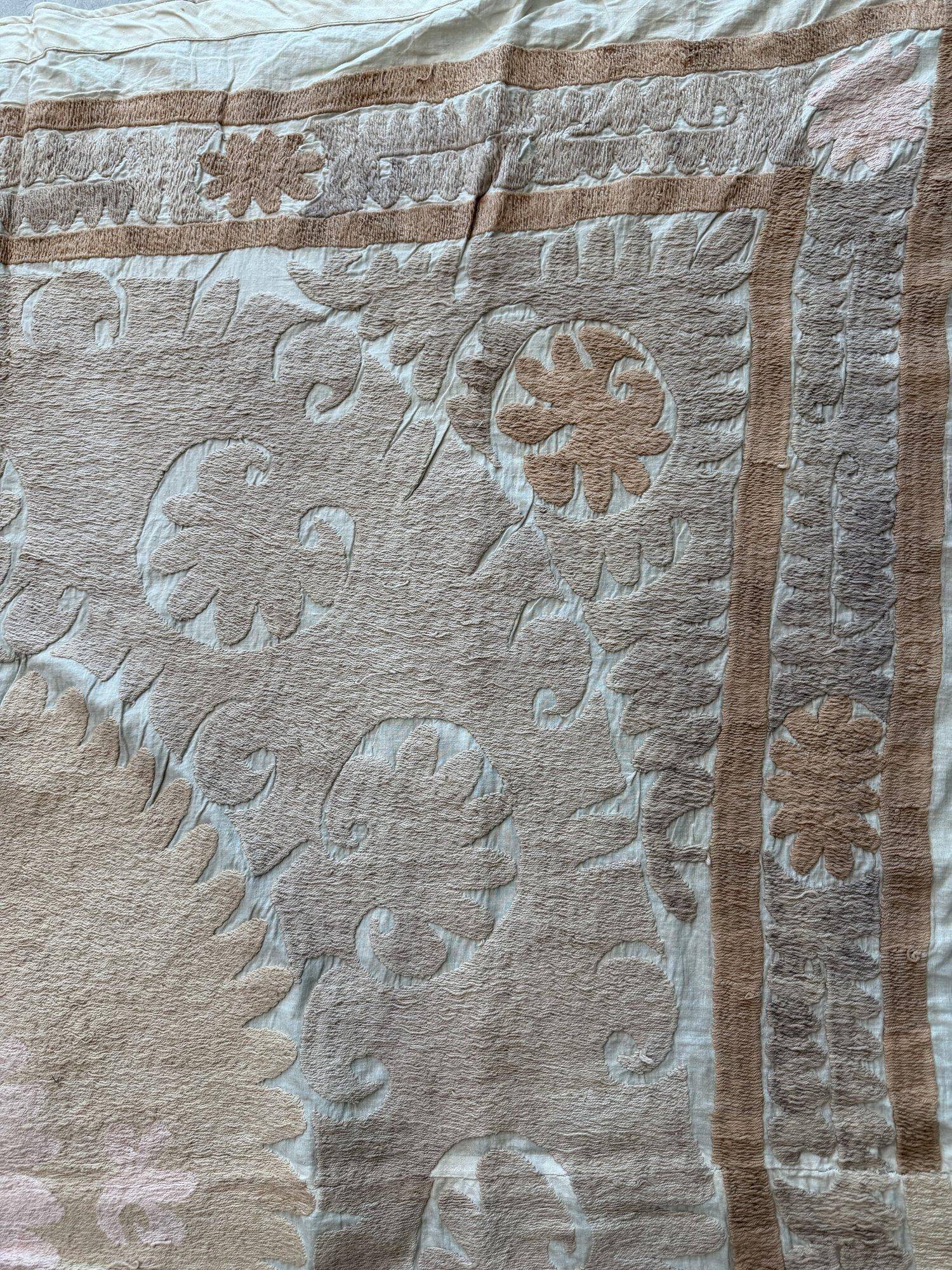 Vintage hand-embroidered tablecloth 146x160 cm