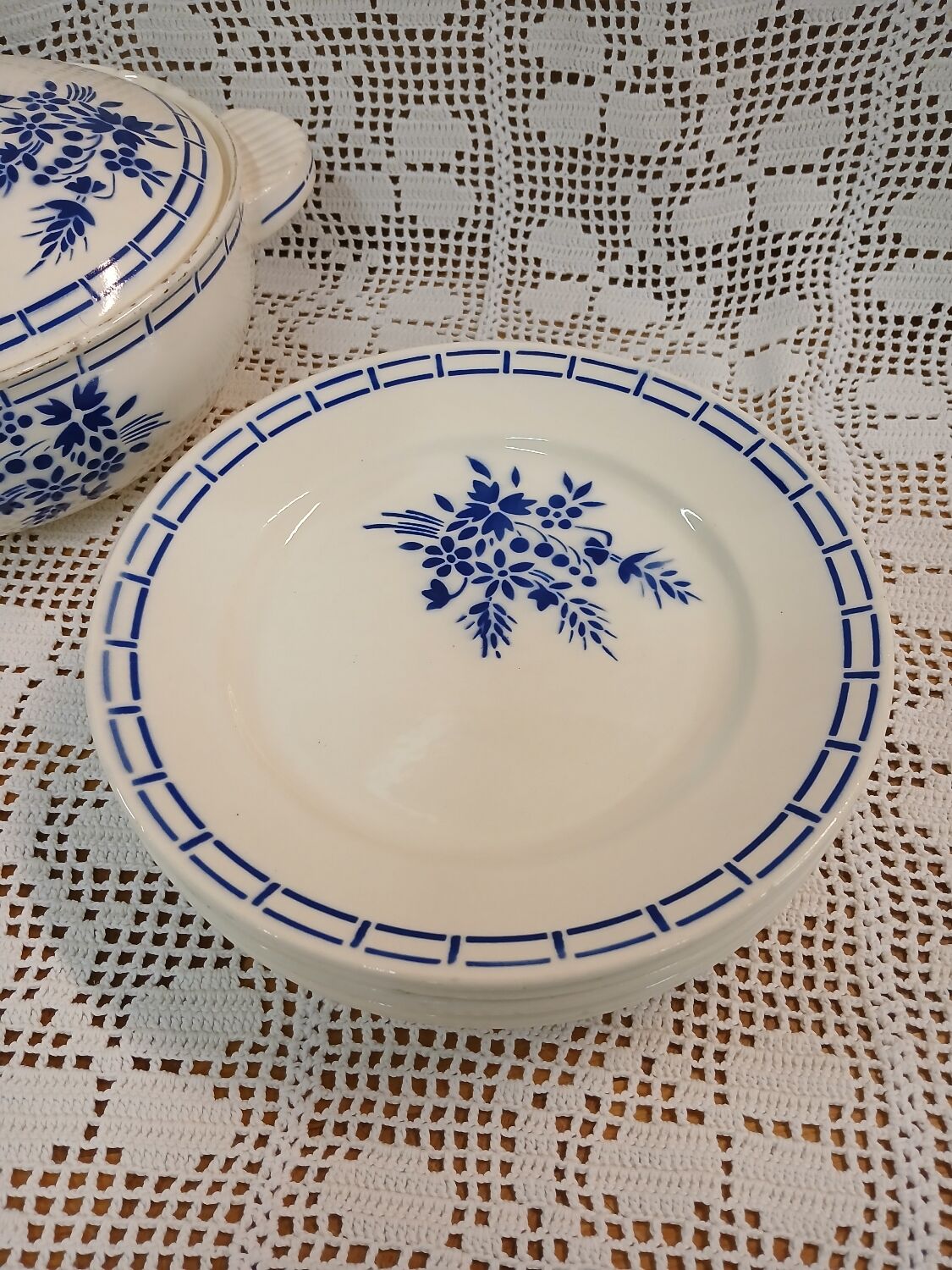 6 antique Badonviller dinner plates
