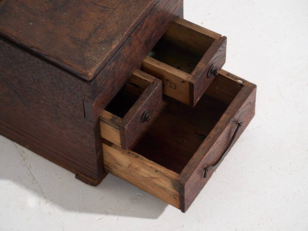 Antique Japanese drawer box – End of the Meiji period (c. 1890-1910) #25