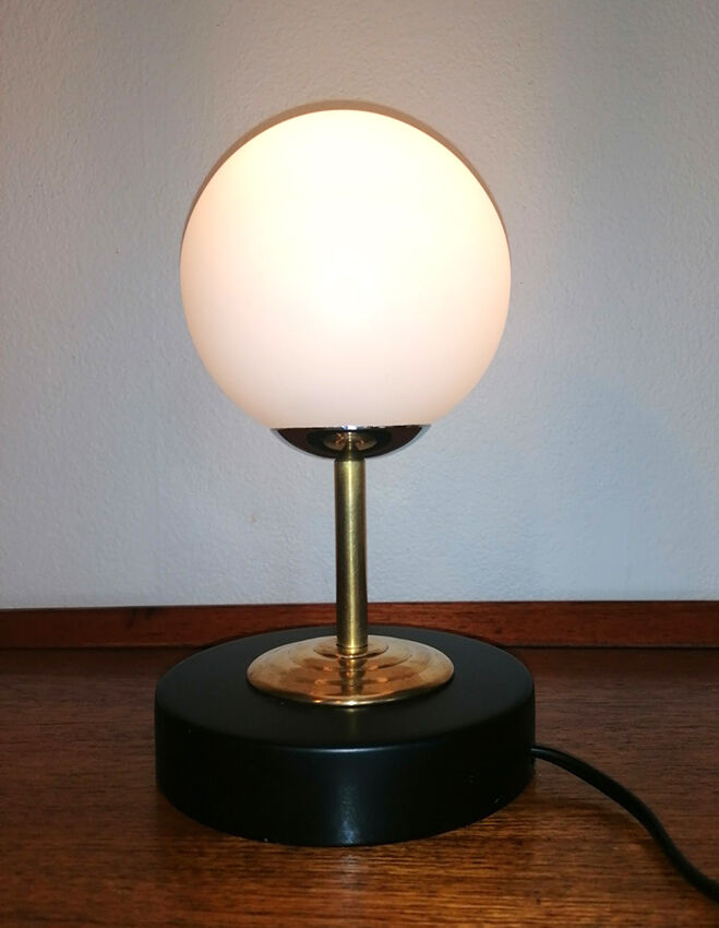 Table lamp wood, brass and frosted white glass globe, 1960