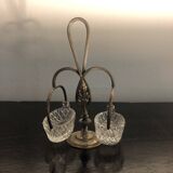 Salt and pepper shaker