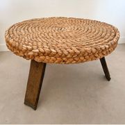 Table basse tripode brutaliste Attribuée à Audoux & Minnet (Années 1