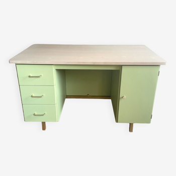 Bureau vintage rénové