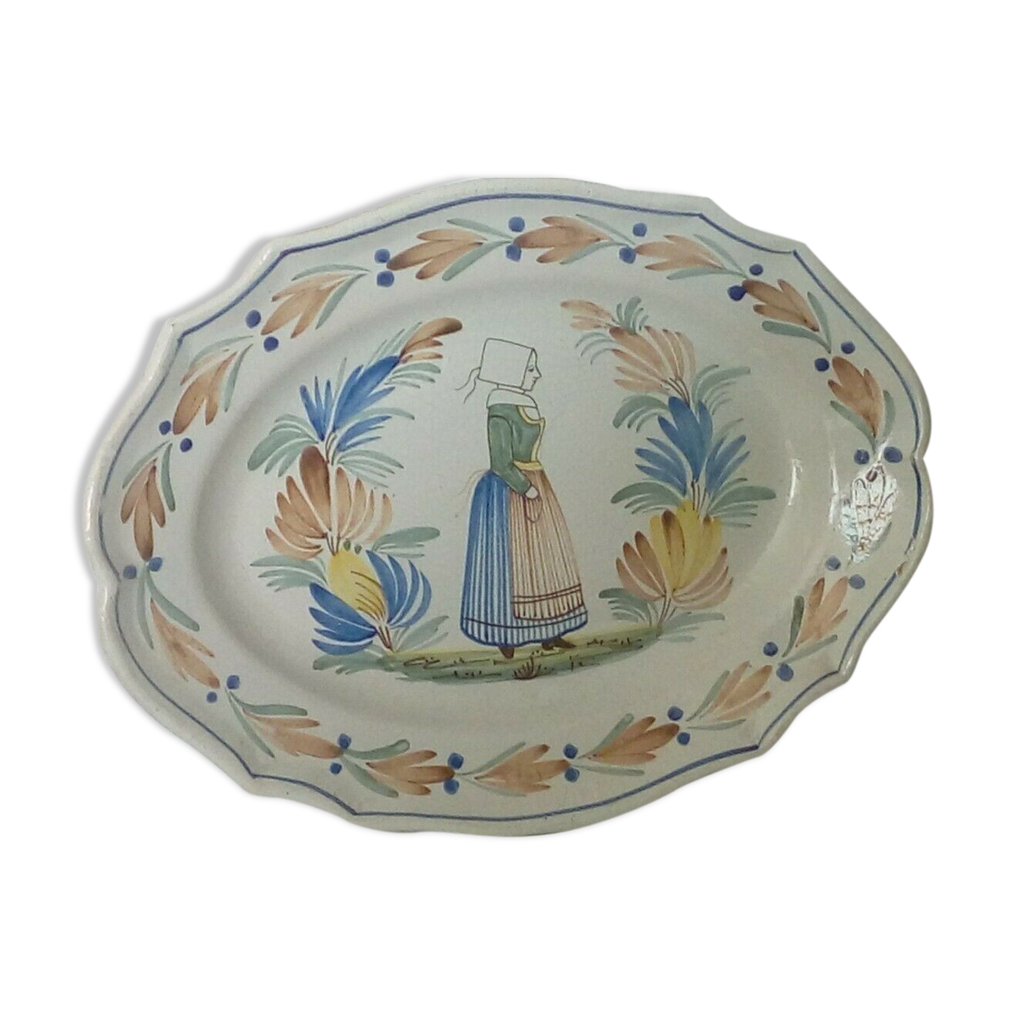 Oval dish in faience HR Henriot Quimper 19th