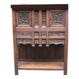 Dresser unit with two bodies in neo-Gothic style.
