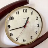 Boomerang Clock Featured