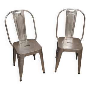 Paire de chaises industrielles