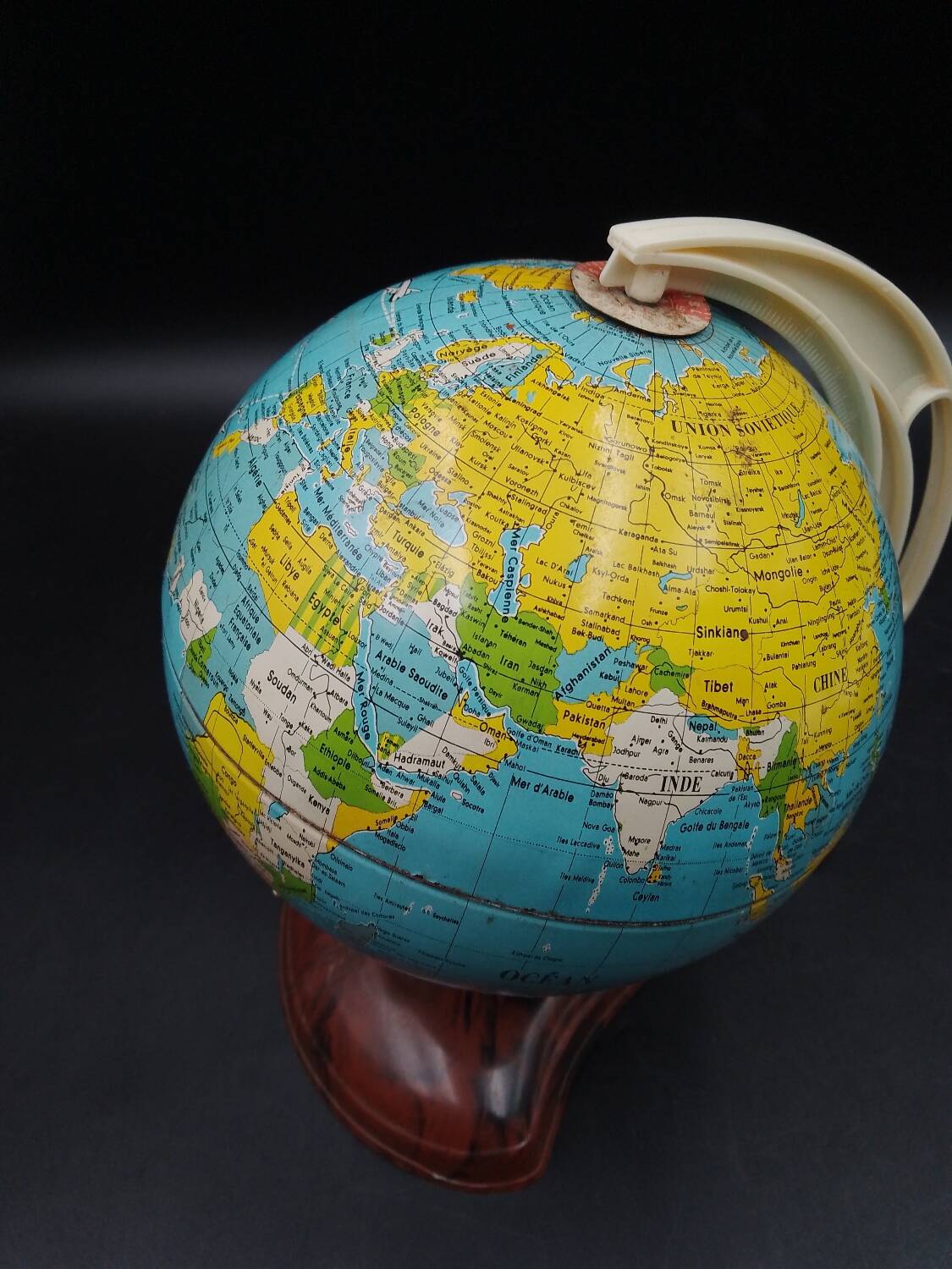 Terrestrial globe World map vintage metal and bakelite year 50-60 West Germany