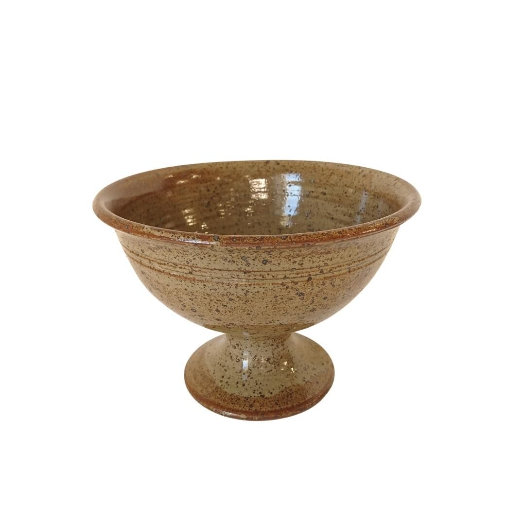 Vintage pyrity sandstone cut
