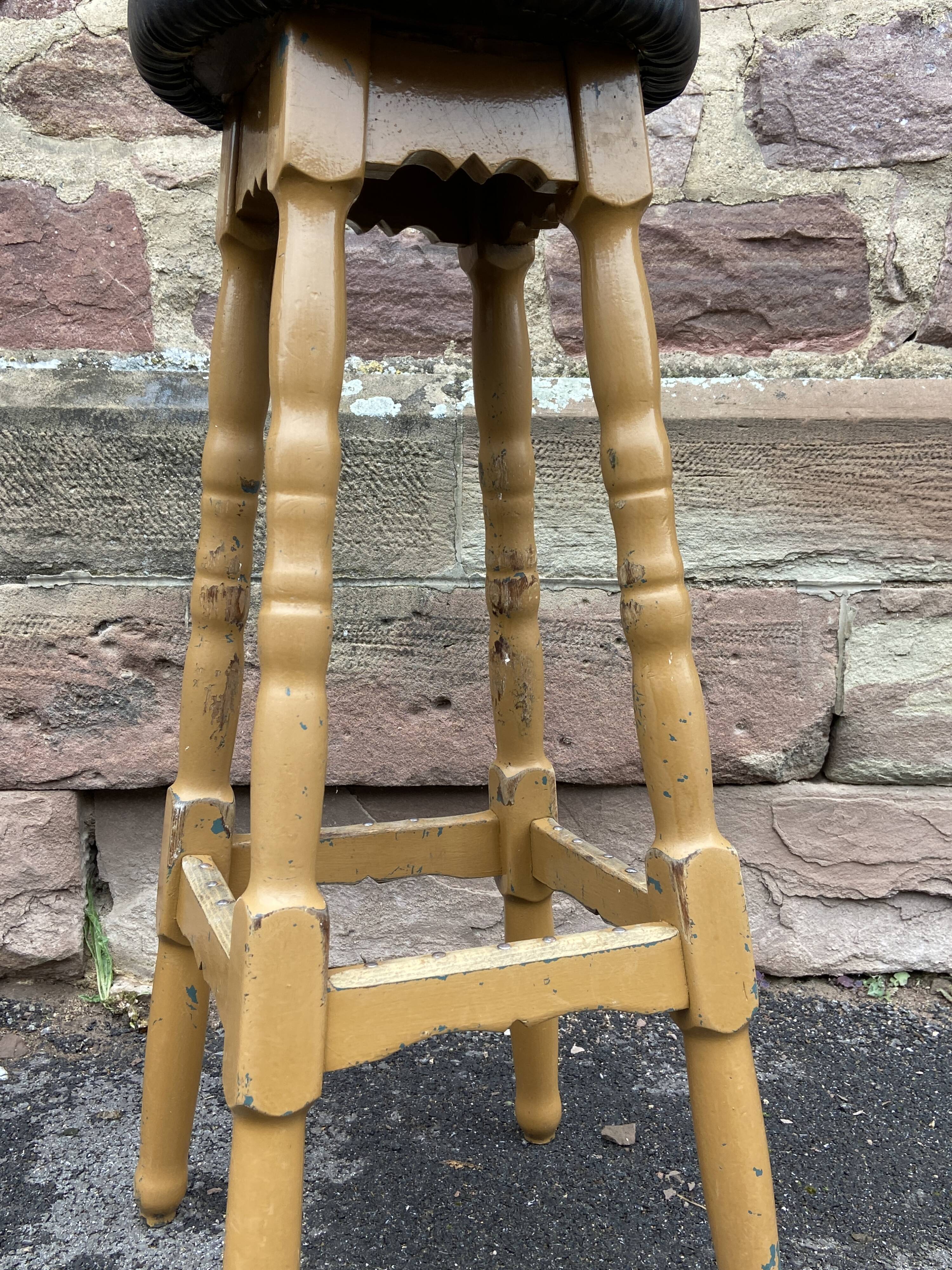Set of 4 Bar Stools for Restaurant, Pub, Tavern