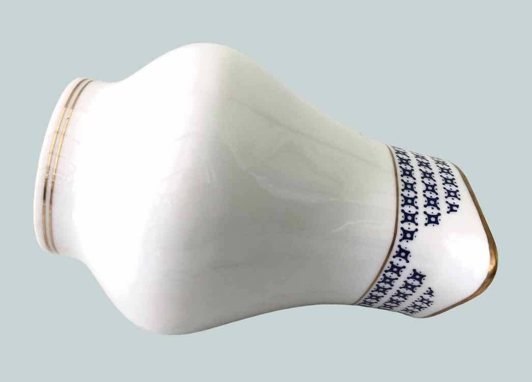 Pichet en porcelaine allemande