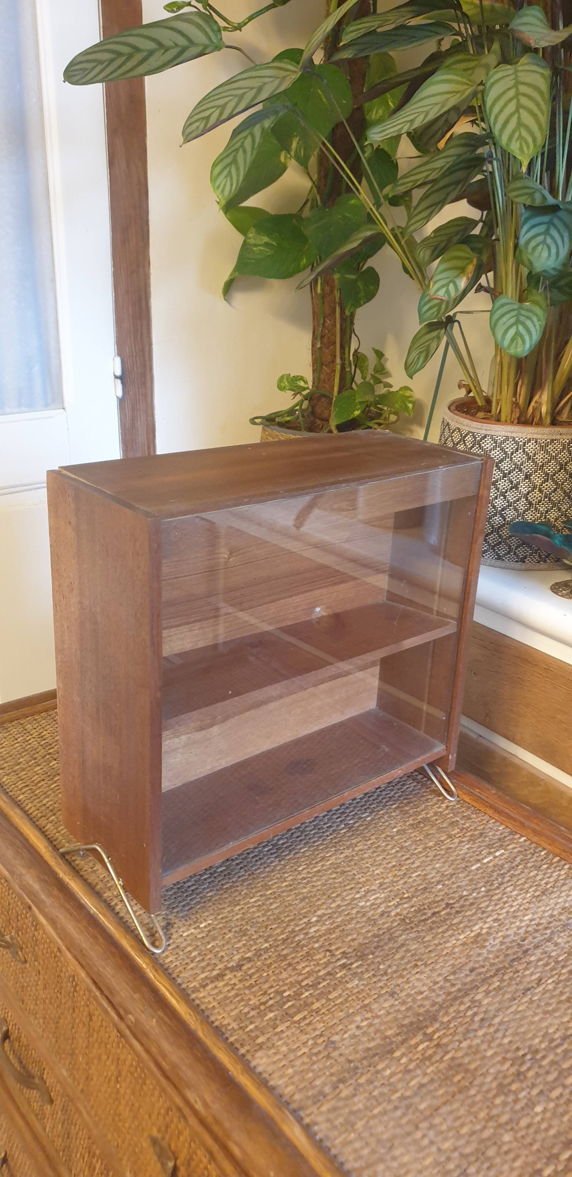 Étagère vitrine