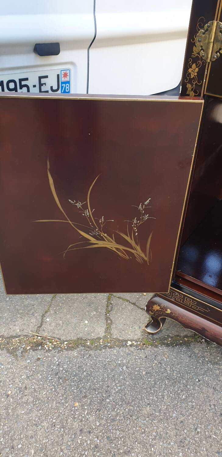 Chinese lacquer TV cabinet from the seventies