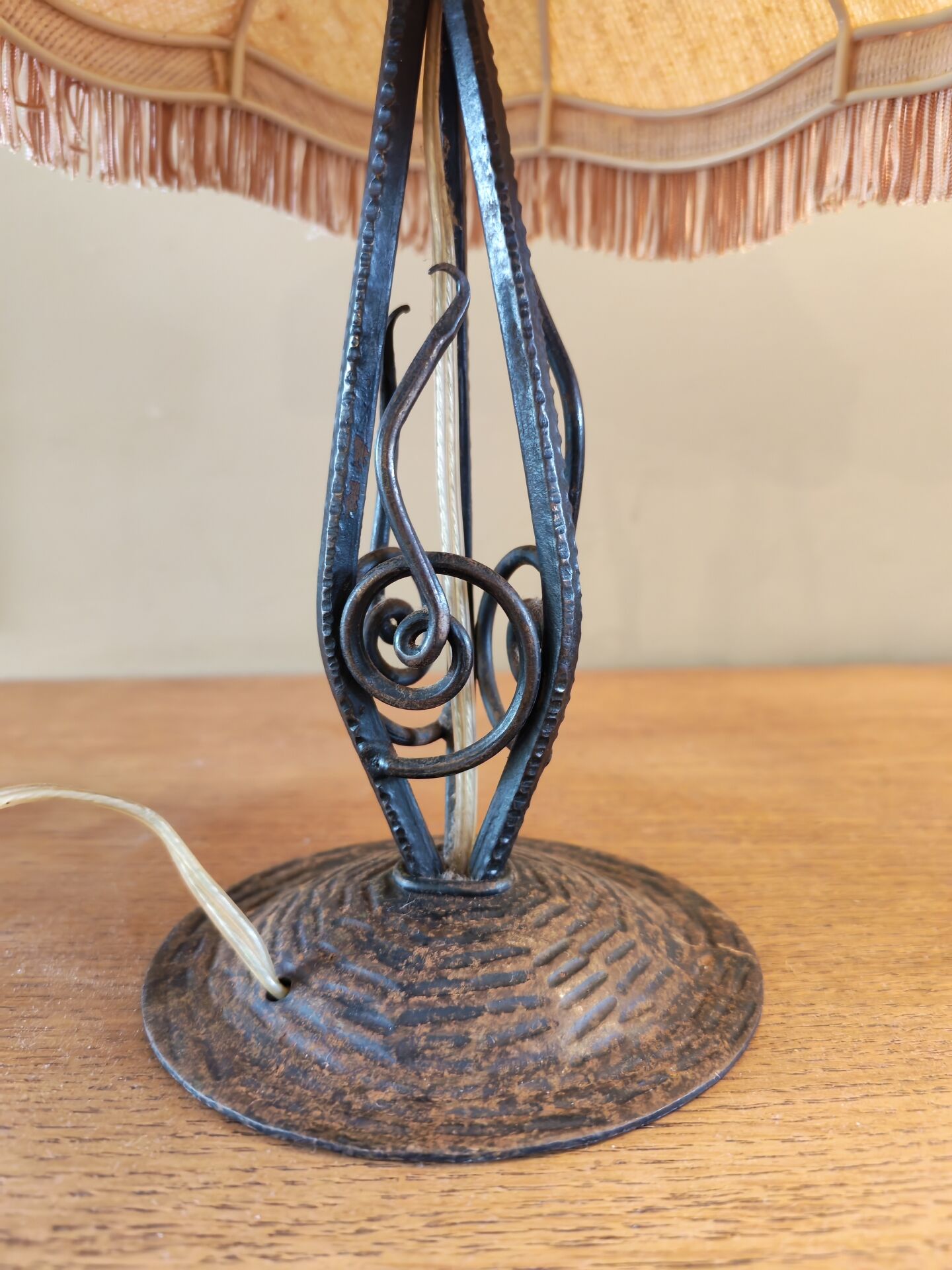 Lampe art nouveau fer forgé