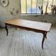 Table campagne provençale style Louis XV merisier