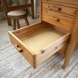 Bureau pin suédois style aperldoon 1970