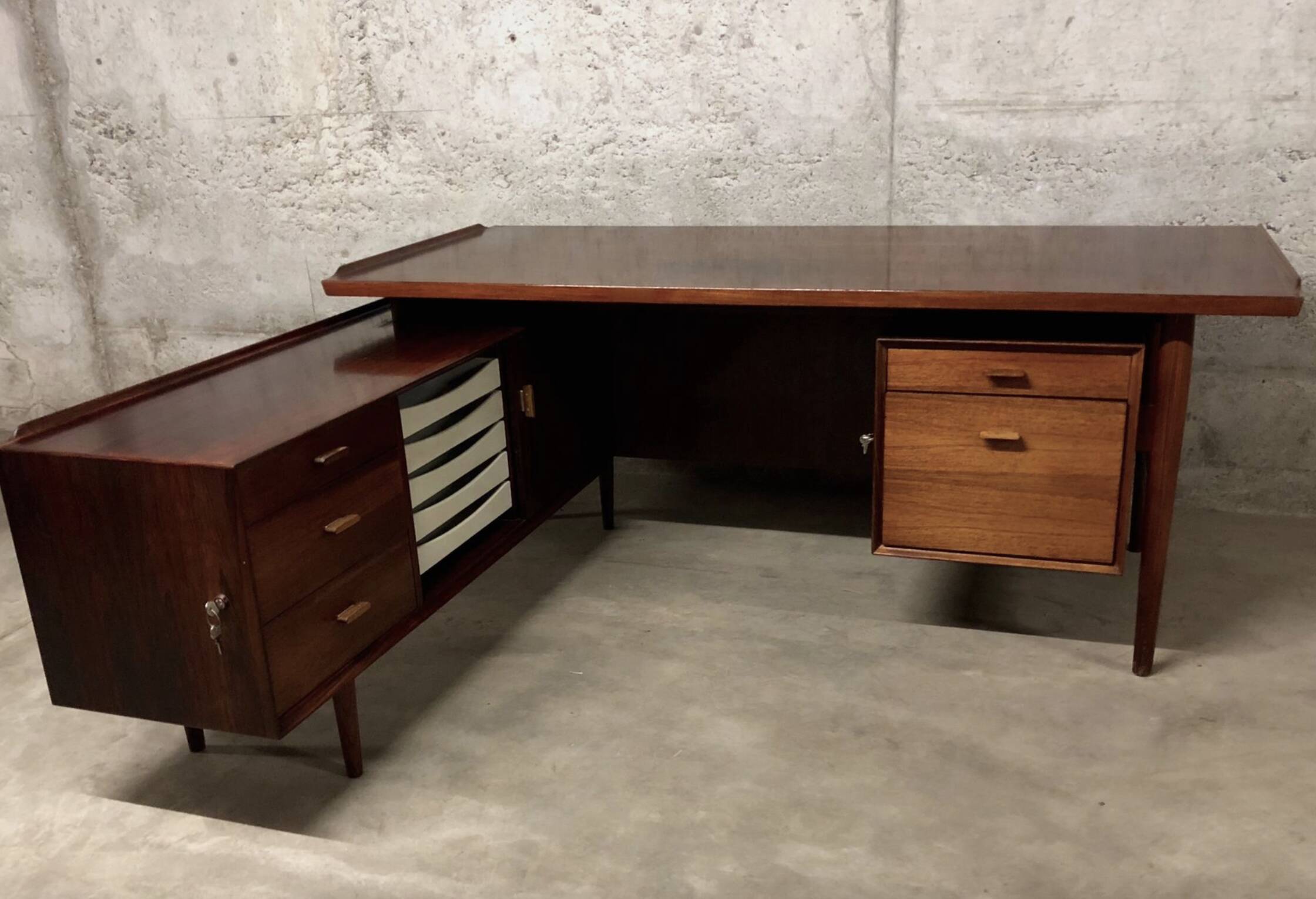 Bureau danois en palissandre par Arne Vodder pour Sibast Møbler